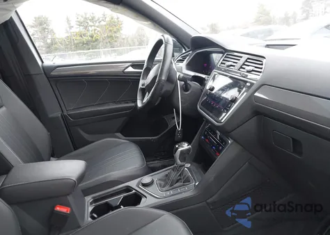 2024 Volkswagen Tiguan 2.0T Se R-Line Black из США, поврежденный, VIN 3VV8B7AX4RM062904